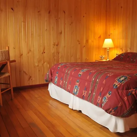 Cabanas Trayen Castro Room photo